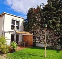 Wohnen wie im Einamilienhaus im Grünen mit Terrasse, Balkon und eigener Garage - Dresden Blasewitz