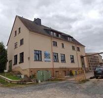 Dachgeschosswohnung - 950,00 EUR Kaltmiete, in Kraftsdorf (PLZ: 07586)