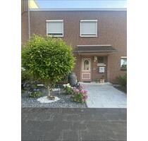 Reihenmittelhaus - 450.000,00&nbsp;EUR Kaufpreis, in Köln (PLZ: 51109) Kalk