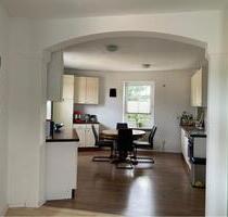 Schöne 3-Zimmer-Wohnung in saniertem Altbau in WeidenZentrum - Weiden in der Oberpfalz