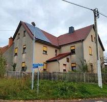 Landleben pur- Drei Seiten Hof mit Charme, PV, großes Grundstück - Langenleuba-Niederhain