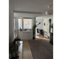 Möblierte Wohnung (1,5 Zimmer am Ku’damm mit Balkon) - Berlin Charlottenburg-Wilmersdorf