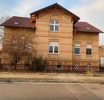 Wohnen wie im eigenen Haus - 735,00 EUR Kaltmiete, ca.  105,00 m² in Senftenberg (PLZ: 01968)