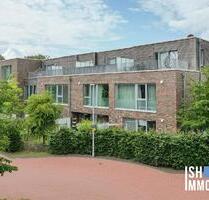Lichtdurchflutete und hochwertige 3,5-Zi-Maisonettewohnung mit zwei Dachterrassen - Stade Altländer Viertel