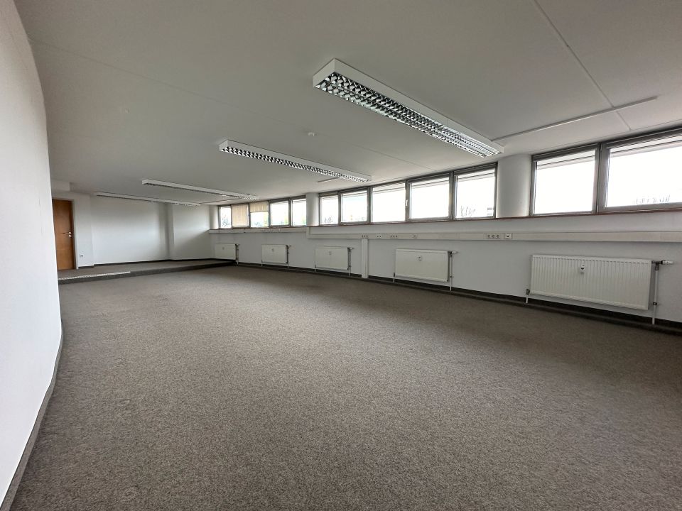 Katip | gepflegte Bürofläche mit ca. 95 m2 in Lechhausen-Nähe A8 *mit Stellplätze & provisionsfrei - Augsburg
