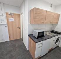 Seid schnell - lange wird diese 1-Zimmer-Wohnung mit EBK nicht verfügbar sein! - Brandenburg an der Havel