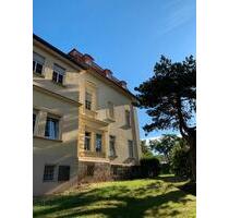 Wohnen in der Villa Soller! 3-Raumwohnung mit Balkon und Gartennutzung - Gotha