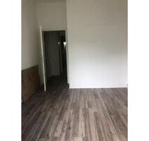 Schönes helles Zimmer in Niederschöneweide - Berlin Tempelhof-Schöneberg