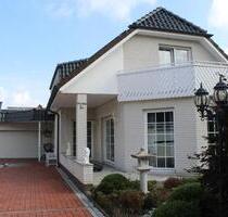 Haus im Landhausstil mit asiatischem Garten, Solar, PV,Wärmepumpe - Schiffdorf