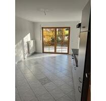 Schöne, lichtdurchflutete, helle 1,5 Zimmer Wohnung in Zandt - Miltach