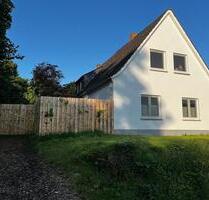Saniertes Einfamilienhaus, 2300qm Grundstück inkl. Baugrundstück - Bremen Blumenthal