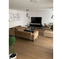 Stilvolle, neuwertige 3,5 Zimmer Whg mit EBK, Klimaanlage, Balkon - Freiberg am Neckar