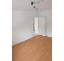 2 Zimmer Wohnung komplett renoviert - Burgwedel