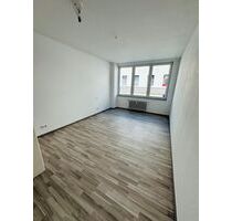 Vollst. renovierte 2-Zimmer Wohnung mit Aufzug in Schlossnähe - Düsseldorf Stadtbezirk 9