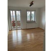 Wohnung zu vermieten im 1.OG - 1.000,00&nbsp;EUR Kaltmiete, ca.&nbsp; 60,00&nbsp;m&sup2; in Stuttgart (PLZ: 70435) Zuffenhausen