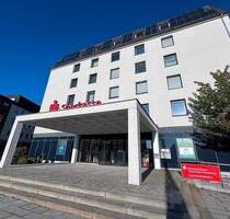 Sie wollen sich vergrößern? - schlagen Sie zu!! Flexible Gewerbefläche im Herzen von Traunstein!