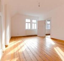 4 Zi. Wohnung Balkon Loggia Ankleide EBK Jugendstil 1A Lage - Coburg