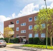 Renovierte 4-Zimmer-Wohnung mit Balkon in Bremerhaven!