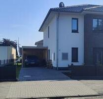 Doppelhaushälfte 129m² mit CarportGartenhausPVEBK ab 2025 - Bramsche