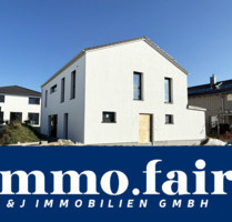 Modernes KfW40+ Einfamilienhaus mit luxuriöser Ausstattung, PV-An - Hülben