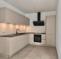 Großzügige Zwei-Zimmer-Penthouse-Wohnung mit hochwertiger Einbauküche und Aufzug - Seligenstadt