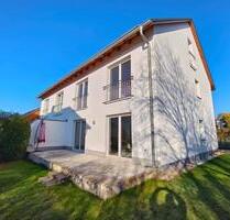 Schöne Doppelhaushälfte mit Garten und Garage - Buxheim
