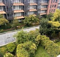 Teilmöbelierte Wohnung mit Dachterrasse, Balkon und Charme - Moers