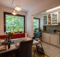 Attraktive 2-Zimmer-Wohnung in begehrter Lage - Bremen Burglesum