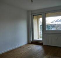 Schöne 2-Zimmer-Wohnung mit Tageslichtbad und Terrasse in Maintal-Bischofsheim zu vermieten