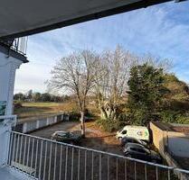 Helle Zimmer Wohnung zentral - 1.000,00 EUR Kaltmiete, ca.  65,00 m² in Emmerich am Rhein (PLZ: 46446)