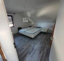 3 Zimmer DG-Wohnung - 850,00 EUR Kaltmiete, in Freiberg am Neckar (PLZ: 71691)