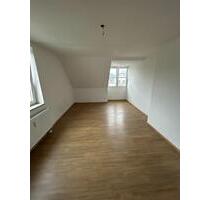 Charmante 1,5 Zimmer-Whg mit EBK in zentraler Lage von Ratingen