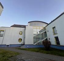 3 Raum Erdgeschoß Wohnung in ruhigem und sehr gepflegtem Wohnumfeld zu vermieten - Brand-Erbisdorf