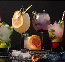 Szenebar zwischen Reuterkiez und Maybachufer - Berlin Neukölln