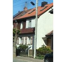 Sanierungsbedürftige Doppelhaushälfte mit viel Potenzial - Dornburg-Camburg
