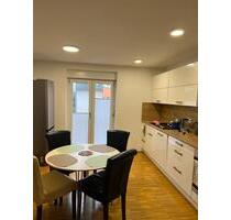 Bad Kreuznach-Süd: tolle 2-Zimmer-Wohnung mit Balkon und Carportstellplatz