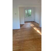 2-Zi Whg mit Balkon & Blick aufs Wakenitz-Ufer 19.6. offene Bes. - Lübeck Sankt Jürgen