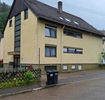 Lichtdurchflutete 2-Zimmerwohnung mit Balkon in Calmbach - Bad Wildbad