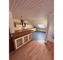 Attraktive 3-Zi.-DG-Wohnung mit Wintergarten - Bruchsal