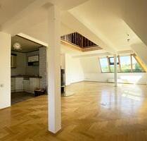 Charmante 3-Raum-Maisonette-Whg. mit Kamin, EBK & besonderem Flair - Auerbach/Vogtland