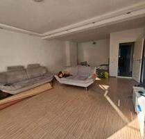 Sehr große 2 Zimmer Wohnung zu vermieten - Ludwigshafen am Rhein