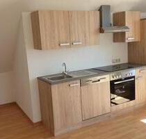 Sanierte Single Wohnung - 270,00 EUR Kaltmiete, ca.  41,00 m² in Zwickau (PLZ: 08056)