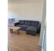 3 Raum Wohnung *renoviert&möbliert* mit Balkon und Tageslichtbad - Bitterfeld-Wolfen