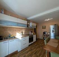 3-Zimmerwohnung mit Einbauküche und Terrasse - Schleiz