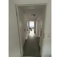Vermiete 2 Zimmer Dachgeschoss - 1.100,00 EUR Kaltmiete, in Ludwigsburg (PLZ: 71642) Hoheneck