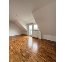 Helle 4-Zimmer Wohnung mit Fernblick, inkl. Stellplatz und Keller - Adelebsen