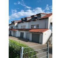 Exklusive EG-Wohnung, 90m² in 38458 Velpke - Garage, EBK, Garten
