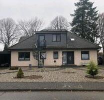 Schönes Zweifamilienhaus in ruhiger Lage zu verkaufen. - Osterrönfeld