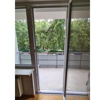 1 Zimmer Berlin-Steglitz, saniert, frei, Küche mit Einbauküche