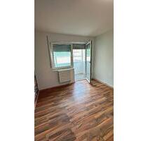 Erstbezug nach Sanierung „Zentrum“ 3-Zimmer-Wohnung mit Balkon - Ludwigshafen am Rhein Parkinsel